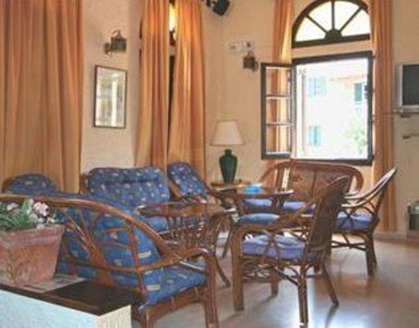 מלון קאסיופי Frosini Gardens מראה חיצוני תמונה